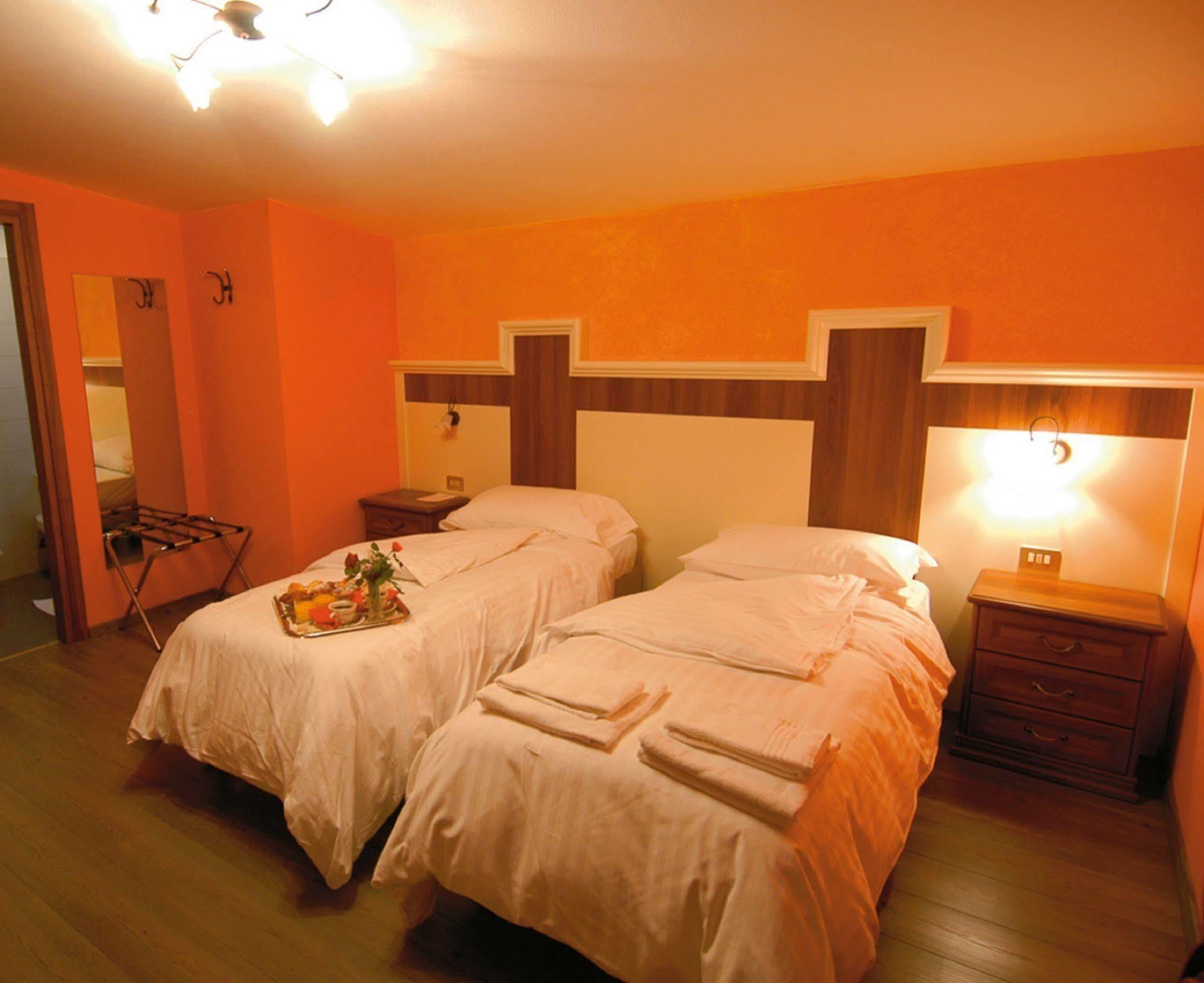 Hotel Saligari Verceia Buitenkant foto